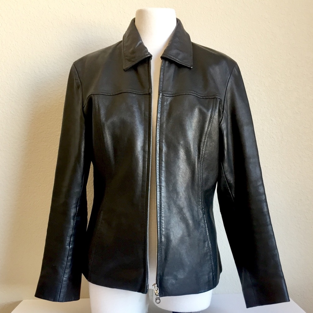 Women’s black leather jacket, M